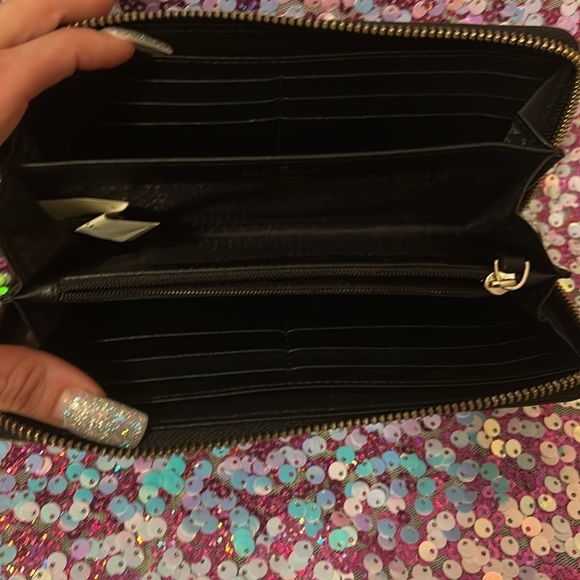 Kate Spade Matching Set - Picture 3 of 16